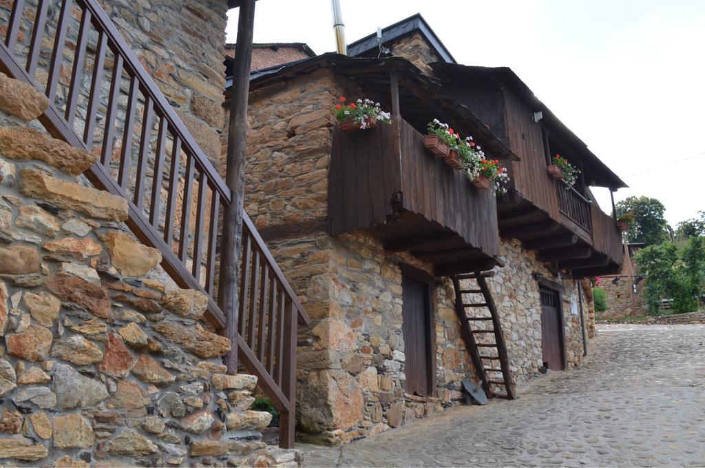 Hotel Rural El Lagar De Las Médulas Orellán Esterno foto